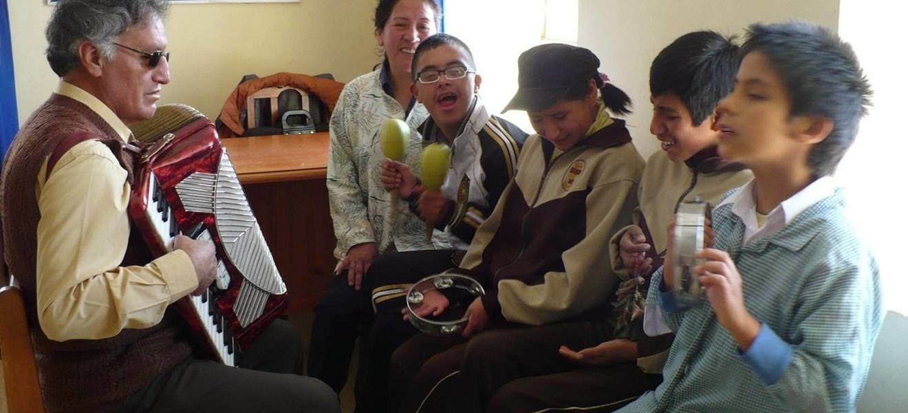 Unterstütze eine Sonderschule für Menschen mit Behinderung in Cusco