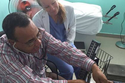 Freiwilligenarbeit im Medizin Projekt in der Karibik 