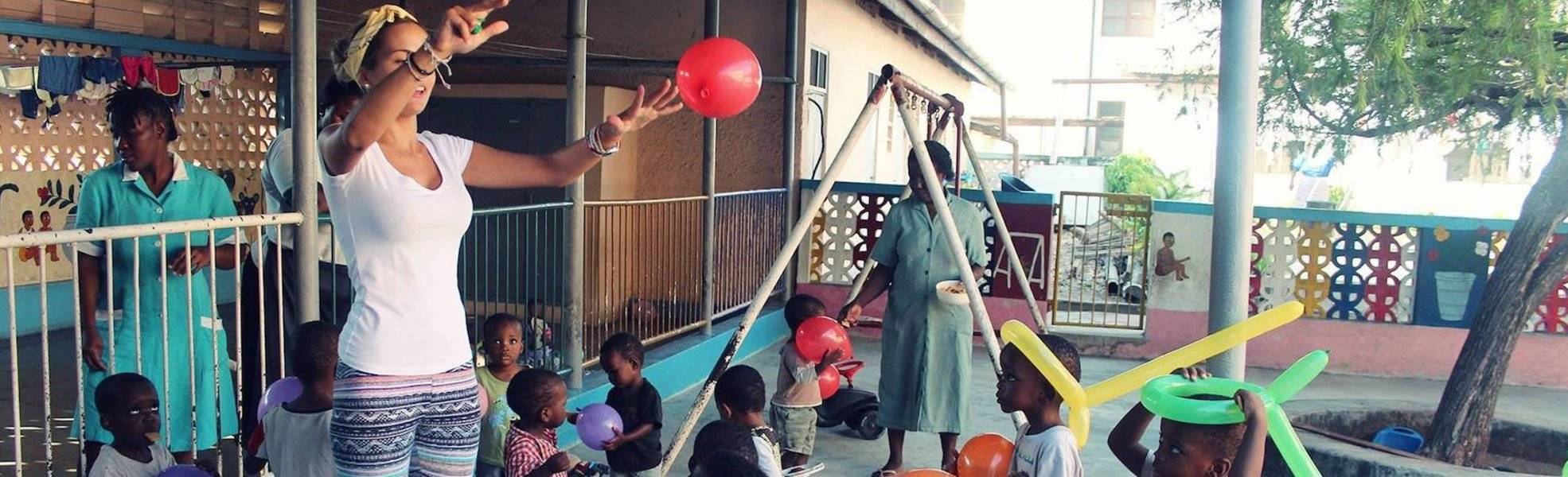 Freiwilligenarbeit im Kindergarten mit Vorschule in Tansania