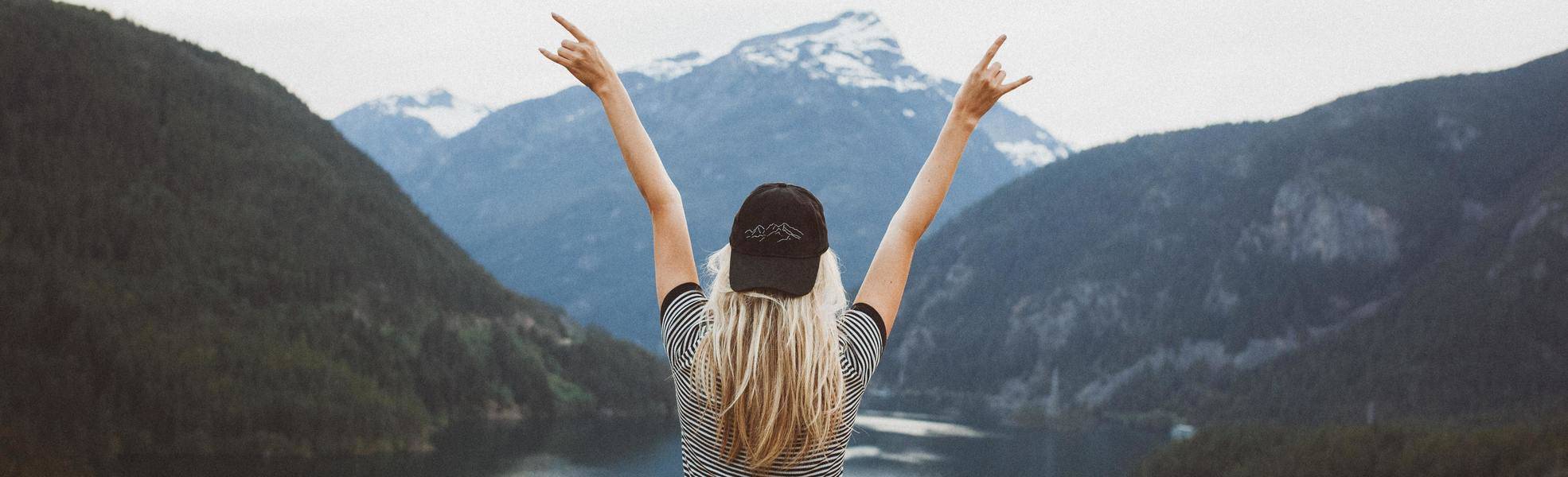 Volunteer genießt den Ausblick im Ausland 