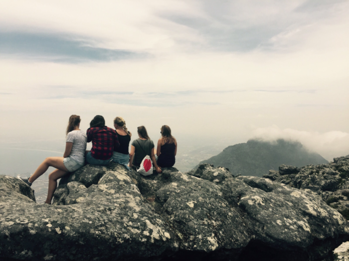 Freiwilligenarbeit oder Auslandspraktikum