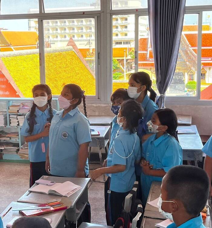 Lars als Volunteer an einer Schule in Thailand