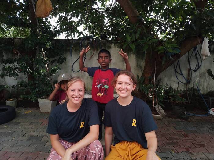 Volunteers in Sri Lanka