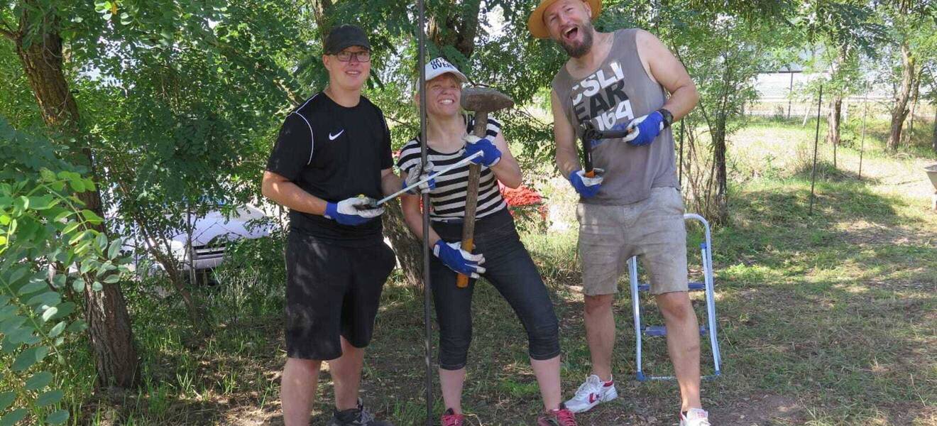 Julia im Hundeprojekt in Rumänien