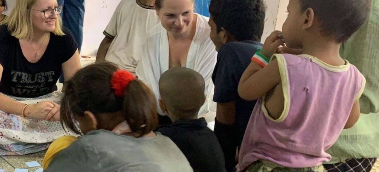 Jasmin und Maiken im Projekt