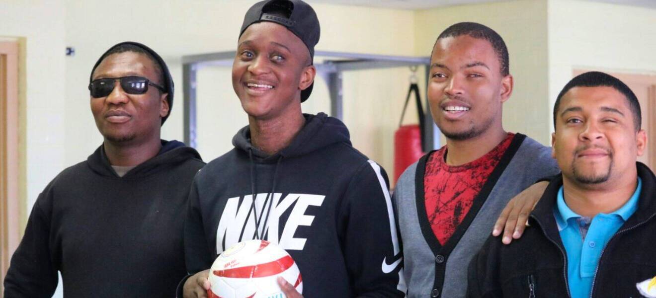 Menschen in der Blindeneinrichtung