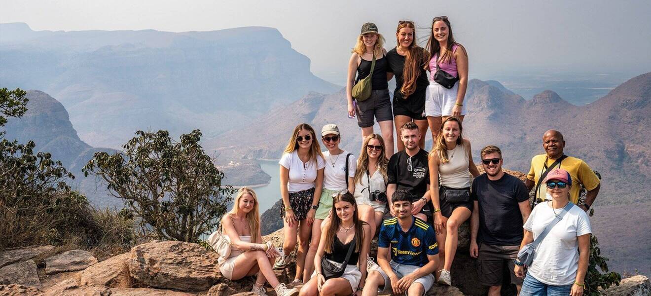 Dein Trip: Gruppenreise oder alleine reisen