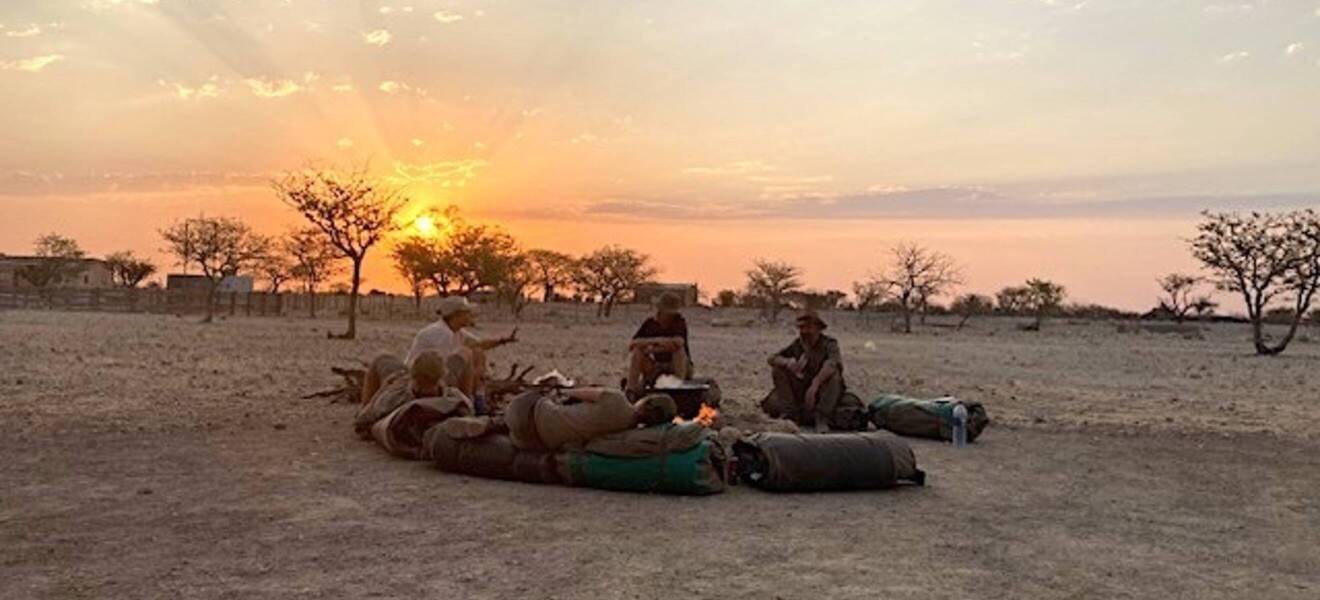 Sonnenuntergang beim Elefanten-Projekt