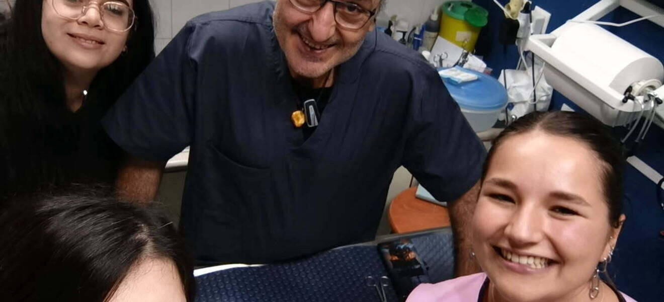 Jule und das Team in der Tierklinik auf Kreta