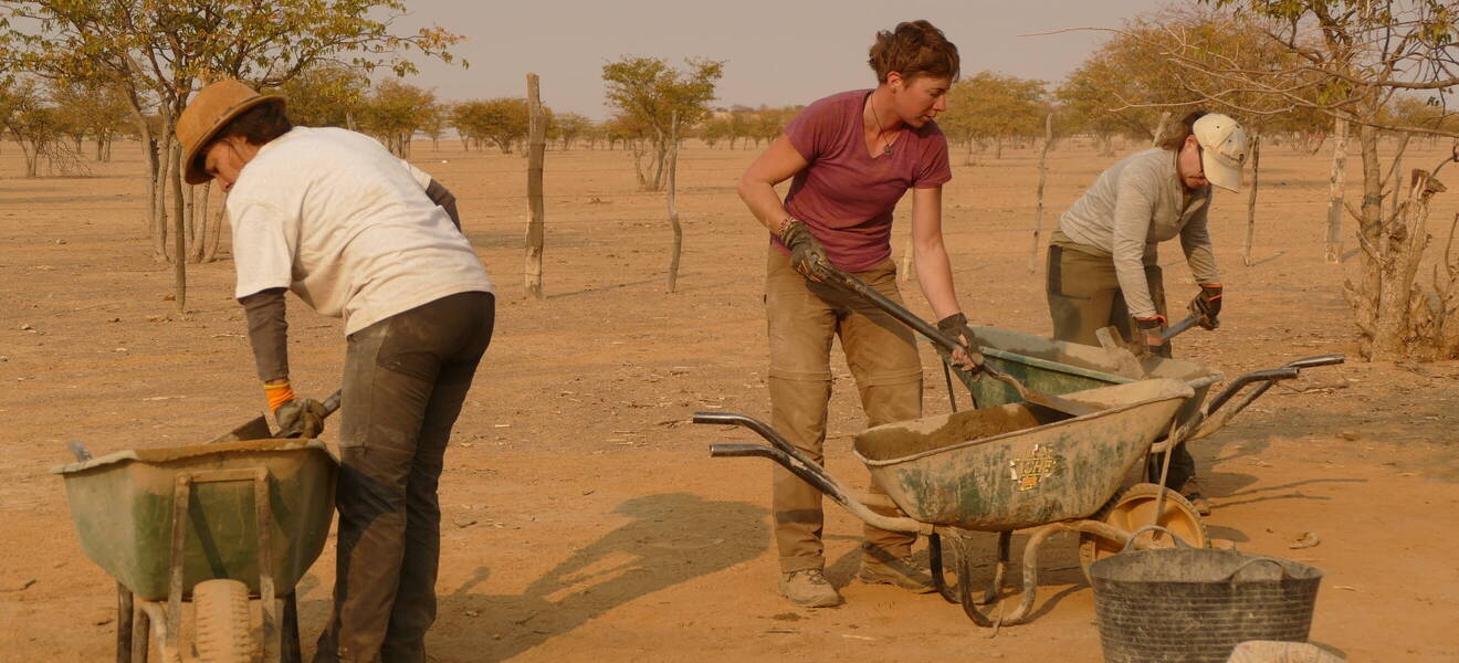Arbeiten im Ausland Freiwilligenarbeit