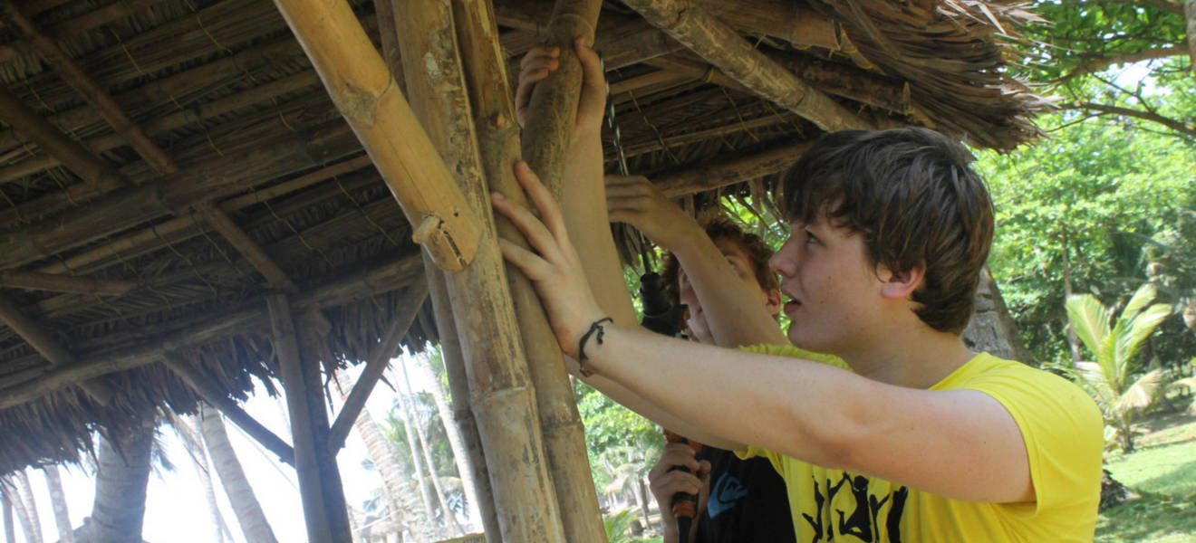 Nachhaltiges Bambusmöbel Projekt in Ghana