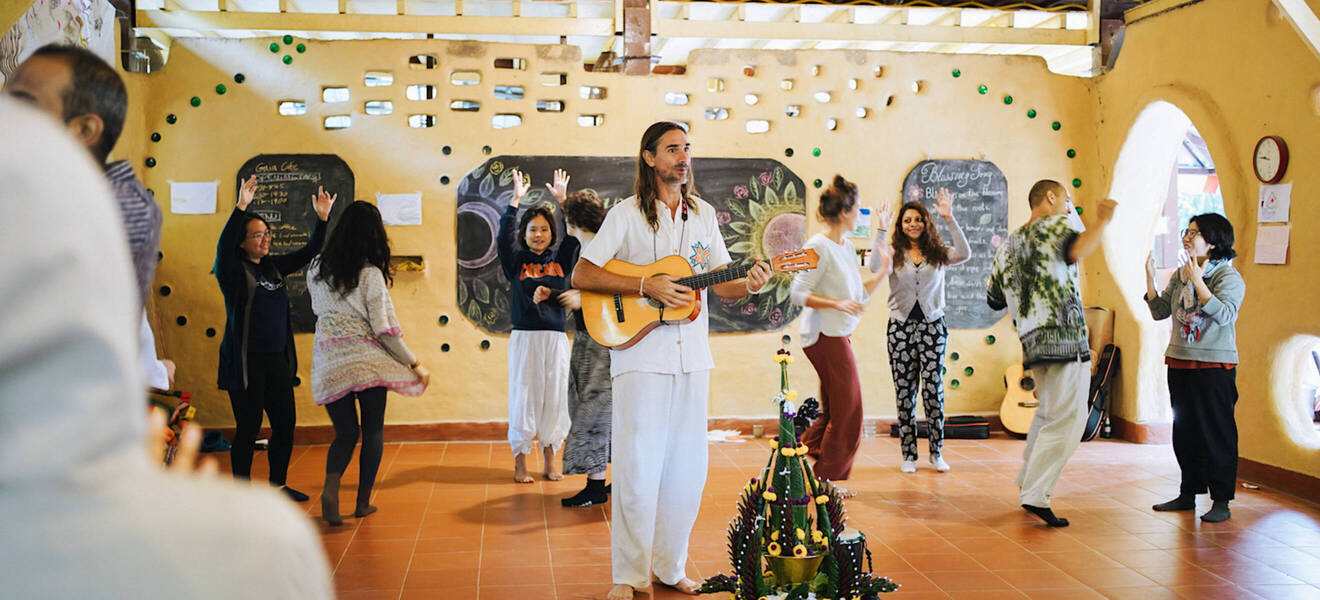 Freiwilligenarbeit im Meditationszentrum