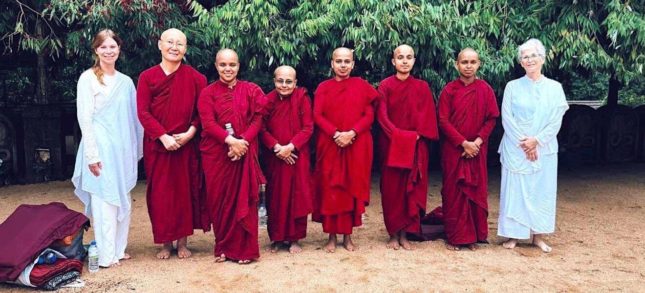 Freiwilligenarbeit in einem buddhistischen Kloster in Sri Lanka