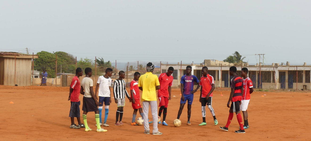 Volunteering as a football coach in Accra, Ghana
