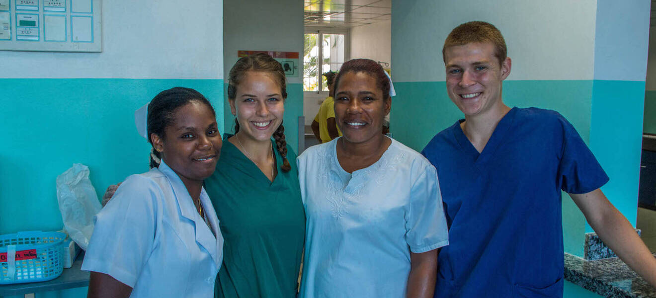 Freiwilligenarbeit oder Praktikum im Medizin-Bereich