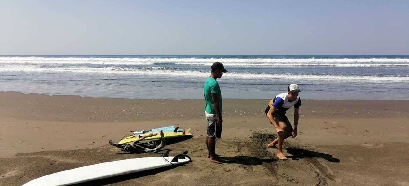 Surfe in deiner Freizeit in Nicaragua