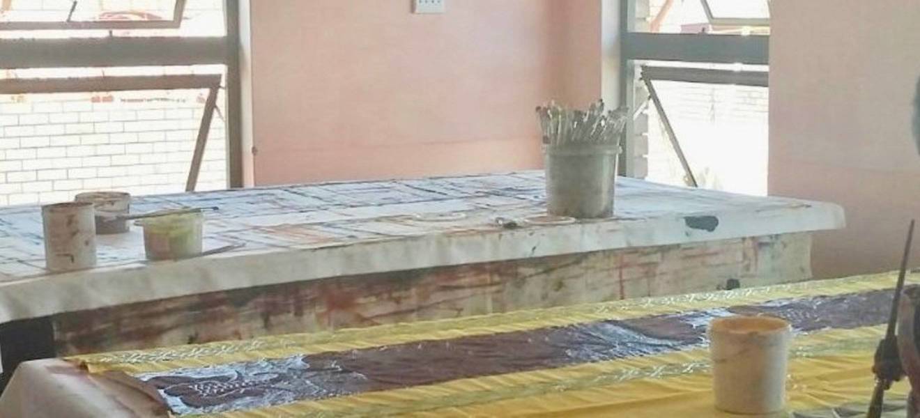 Freiwilligenarbeit in einer Kreativwerkstatt in Namibia