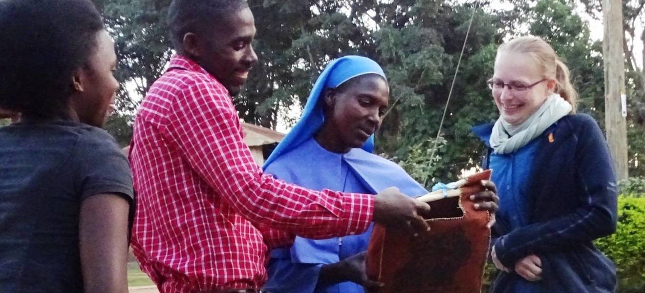 Medizin Praktikum in Uganda Mitarbeit im Krankenhaus