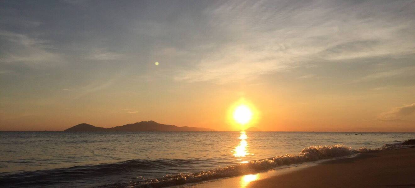 Sonnenuntergang am Strand von Vietnam