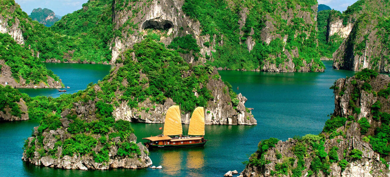 Halong-Bucht während des Vietnam-Trips