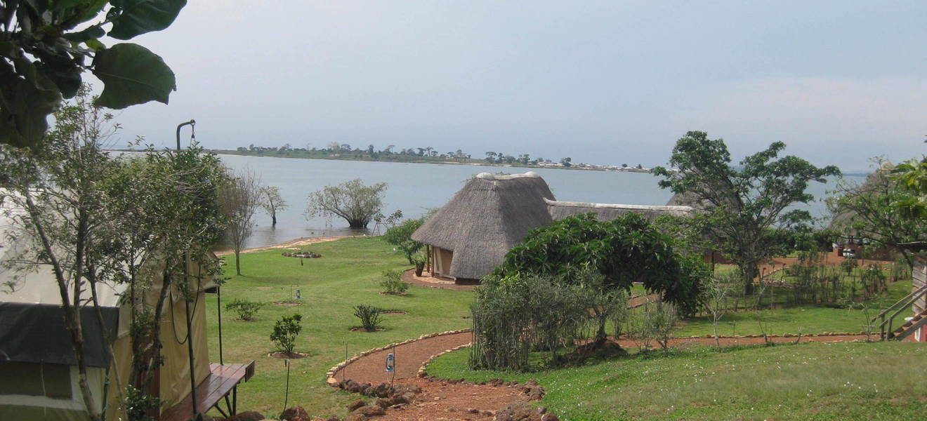 Accommodation in the chimpanzee project in Uganda