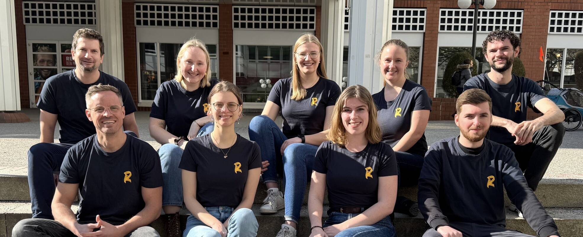 Mitarbeitende von Rainbow Garden Village