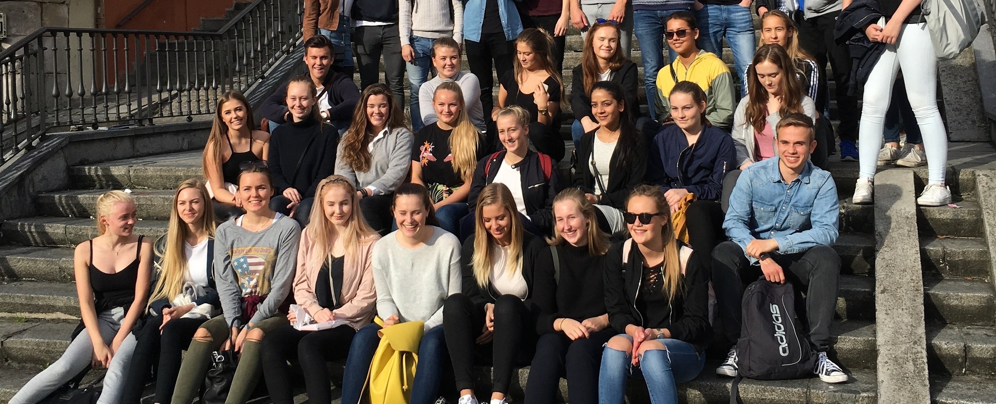 Freiwilligenarbeit für Schüler und Lehrer