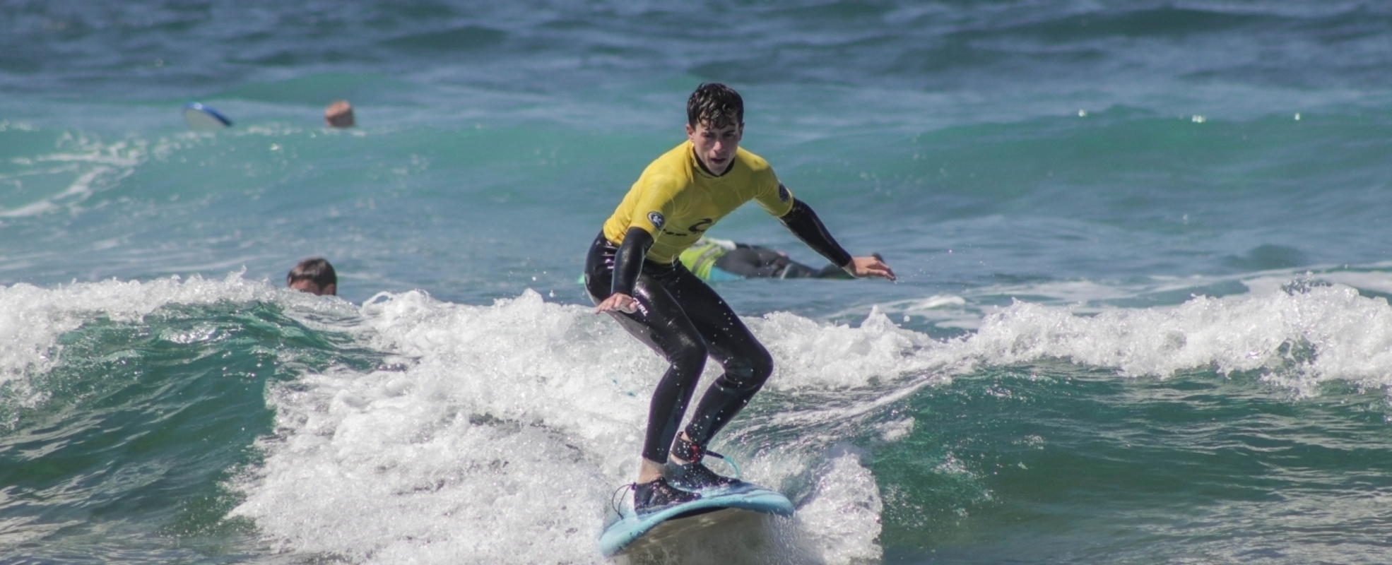 Volunteers am surfen Spanien