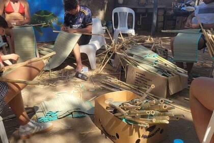 Volunteers bei der Arbeit im Projekt