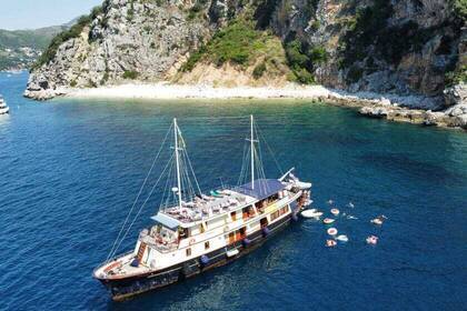 Schwimmen an der Adriaküste