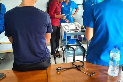 Volunteers bei der Zahnmedizin