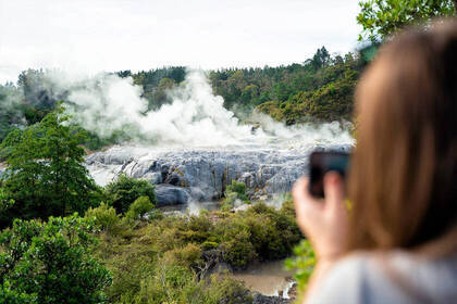 Ausblick auf Neuseelands Geysire