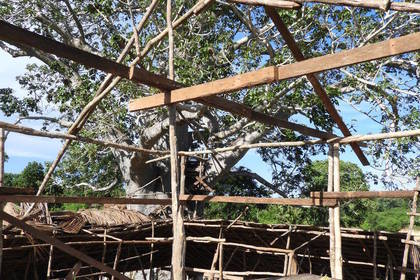 Volunteering as a carpenter in Tanzania