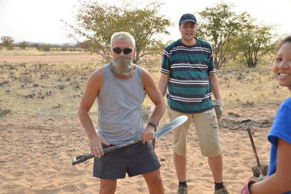 Volunteer mit Elefanten