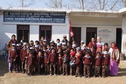 Kinder Unterrichten in Nepal