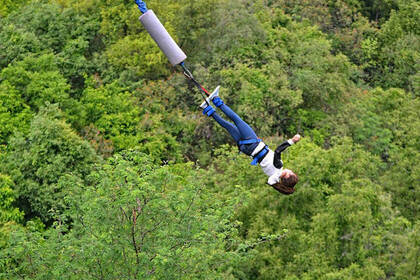Bungee Jumping