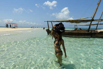 Zanzibar: crystal clear water