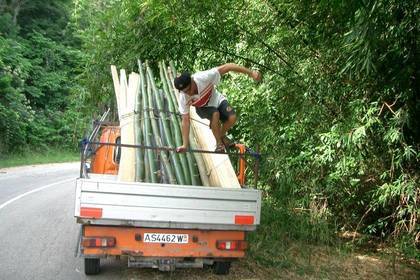 Bambus Handwerk Ghana Volunteer