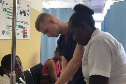 Freiwilligenarbeit im Medizin Projekt in der Karibik 