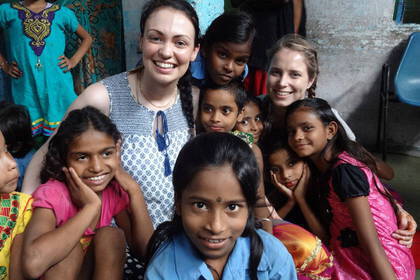 Unterrichte Straßenkinder in Indien