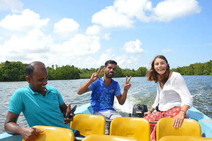 Boat tour in Sri Lanka