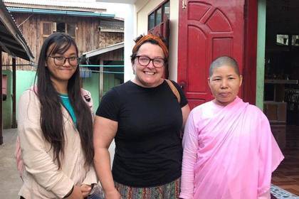 Volunteers im Mönchunterricht Projekt