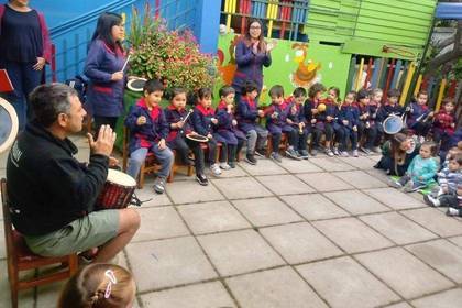 Freiwilligenarbeit in der Kinderbetreuung