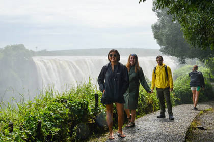 Wildlife Volunteering an den berühmten Victoriafällen