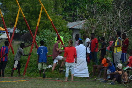 Freiwilligenarbeit mit Straßenkindern leisten