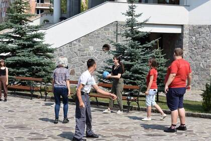 Eine Gruppe im sozialen Volunteer Projekt