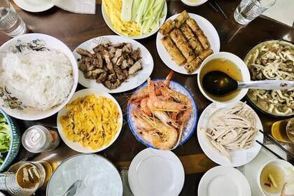 Genieße das unfassbar leckere lokale Essen