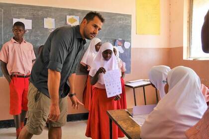Teamleiter Laurent setzt sich dafür ein, dass bereits Kinder mehr über Meeres- und Schildkrötenschutz erfahren.