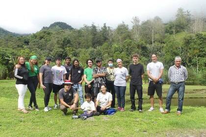 Volunteers im Eco-Lodge-Projekt