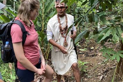 Volunteers treffen auf Einheimische
